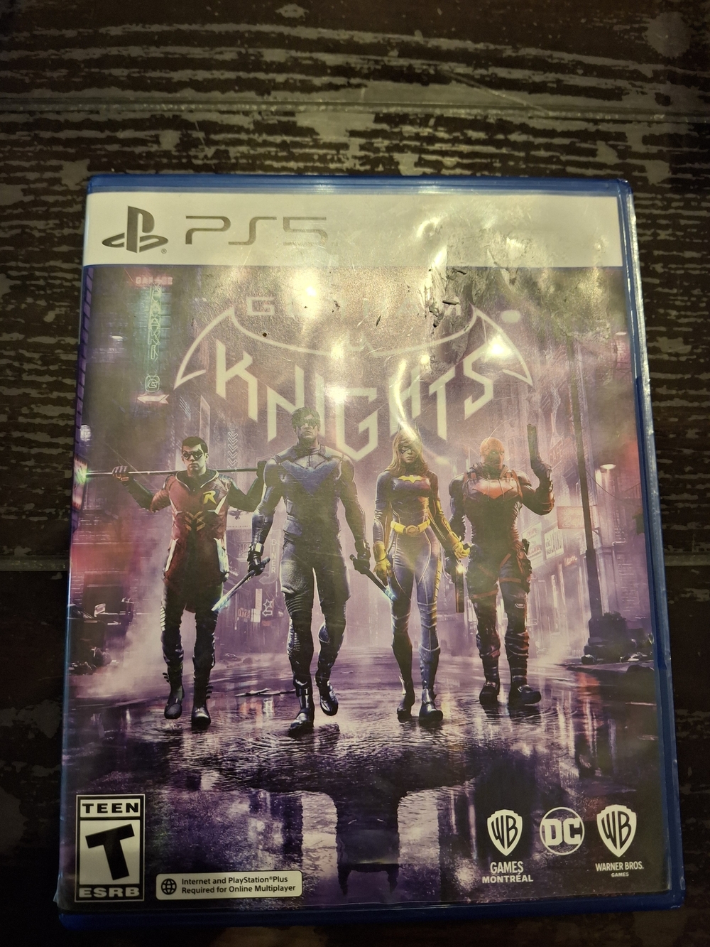 Gotham Knights (PS5) - Purple Cover Edition